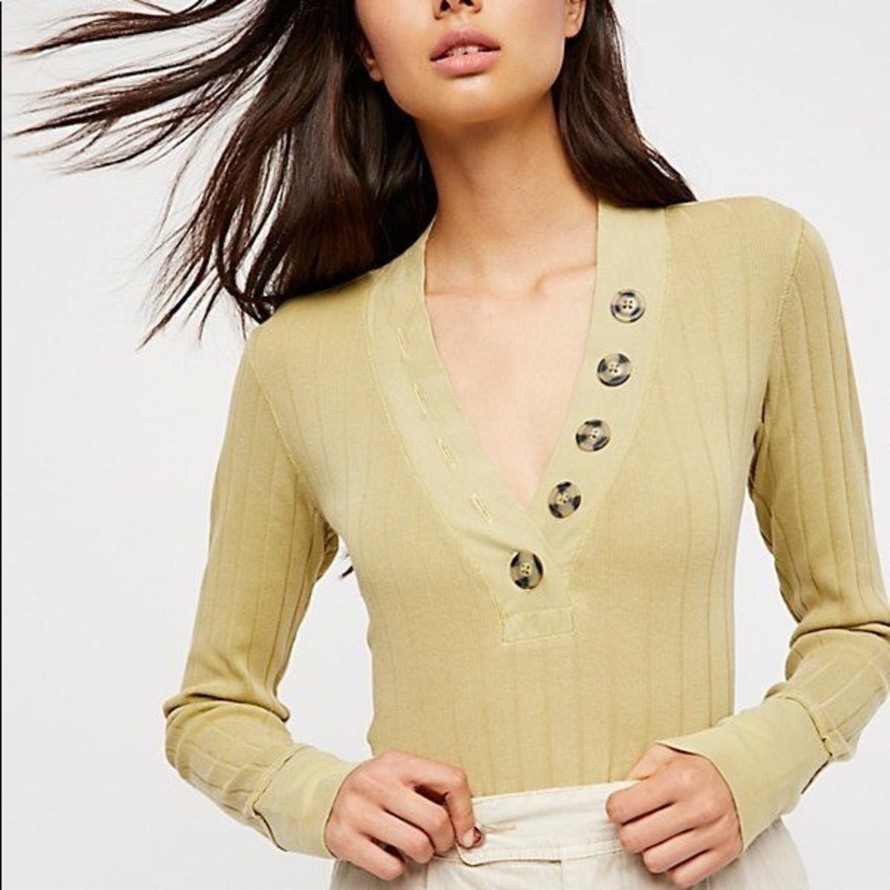 FP Beach Dandelion Top